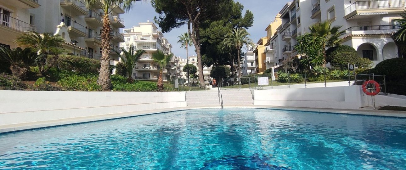 Rynek wtórny - apartment - Marbella - Puerto Banús