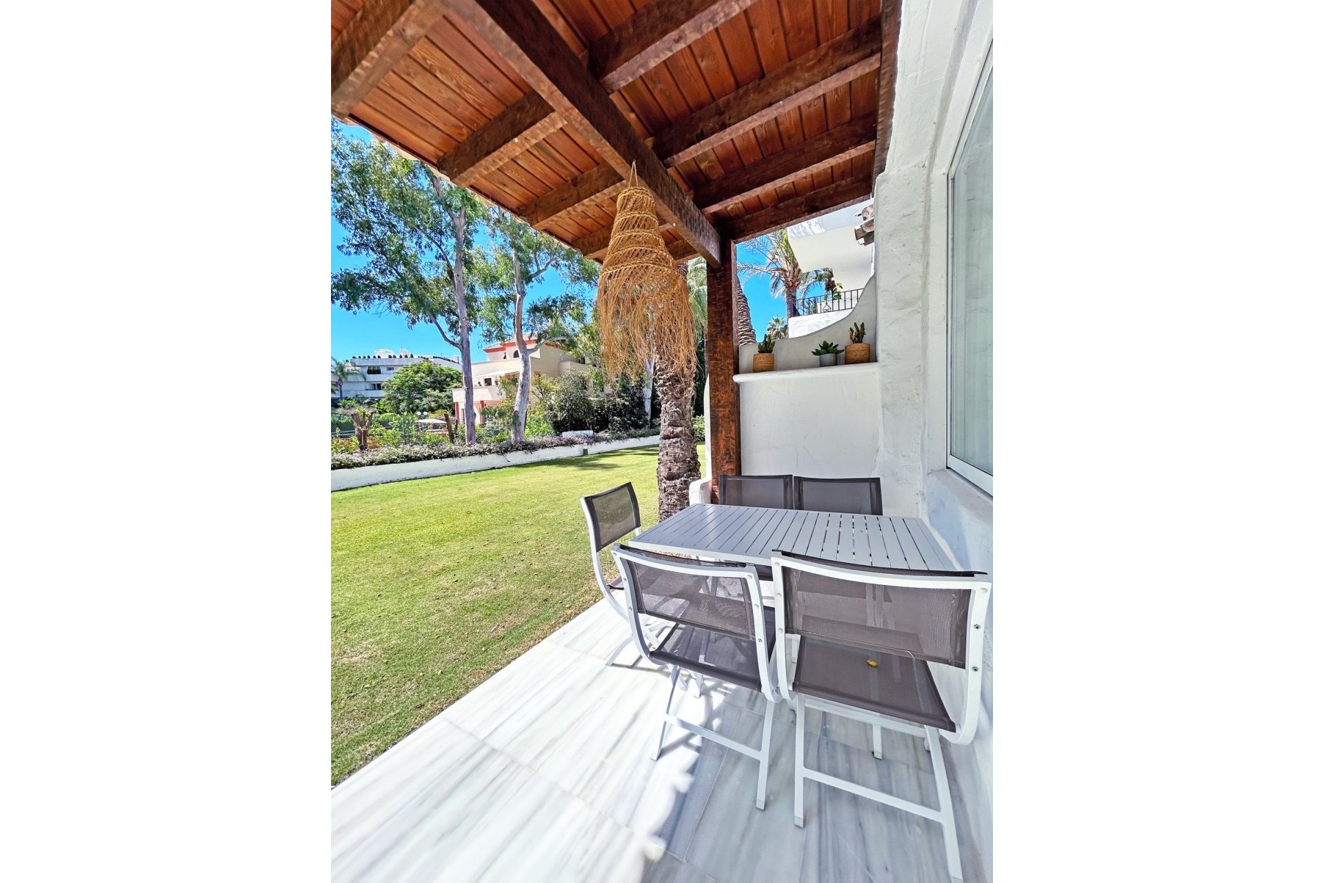 Rynek wtórny - apartment - Marbella - Puerto Banús
