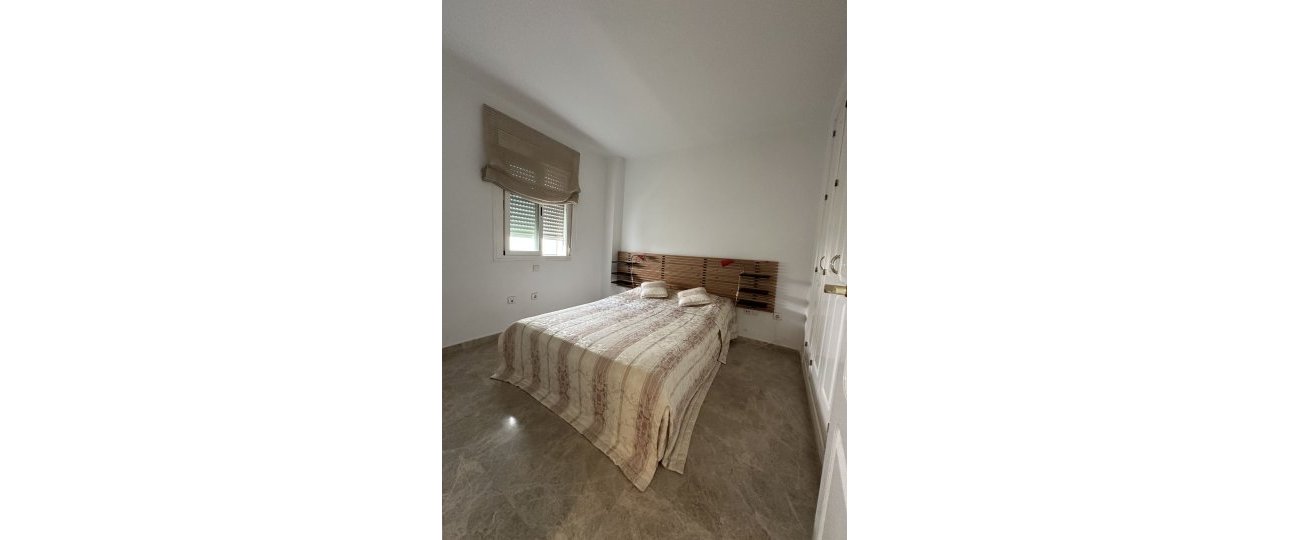 Rynek wtórny - apartment - Marbella - Puerto Banús