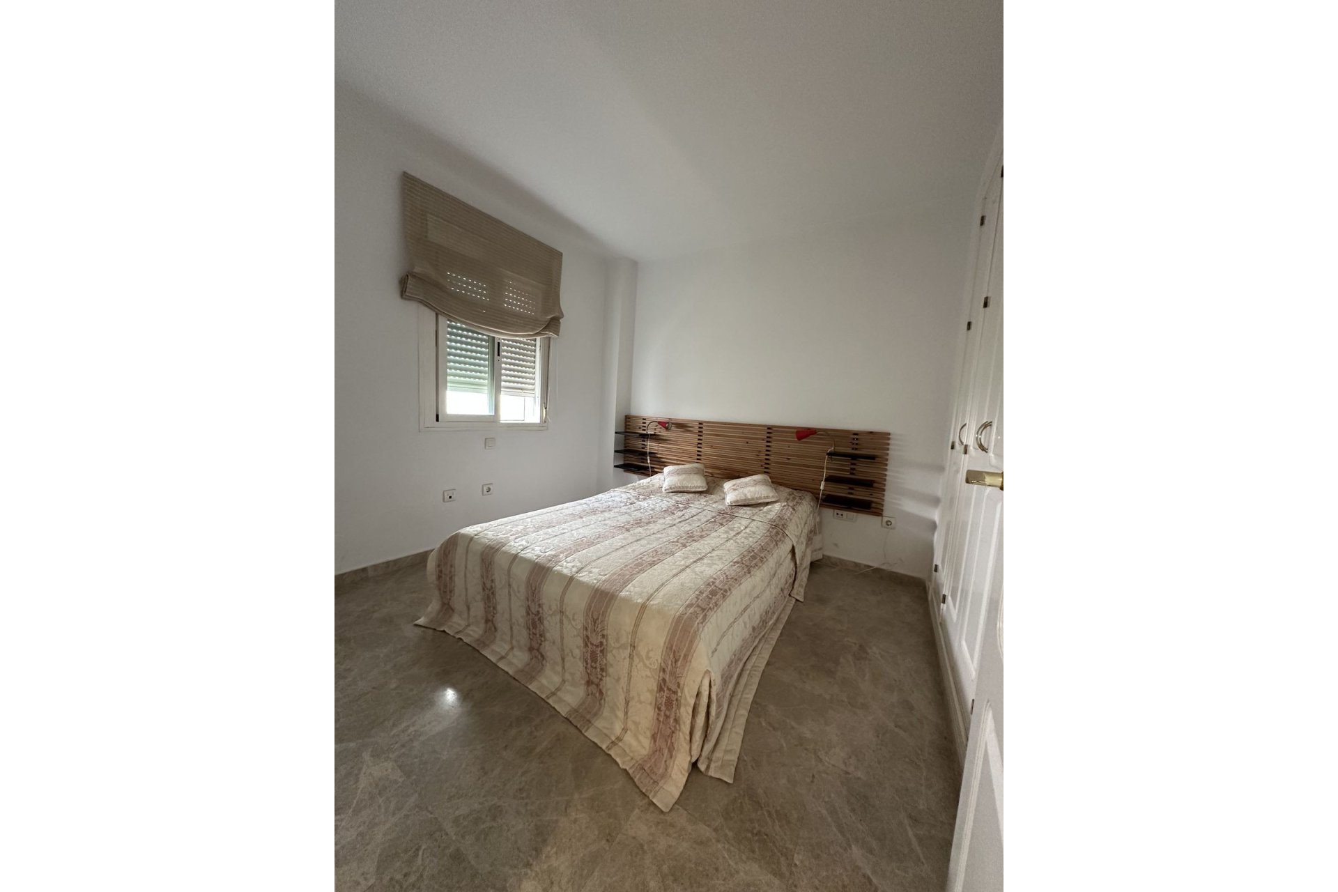 Rynek wtórny - apartment - Marbella - Puerto Banús