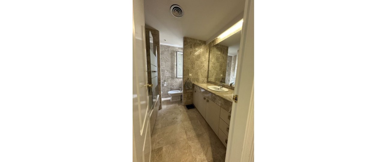 Rynek wtórny - apartment - Marbella - Puerto Banús
