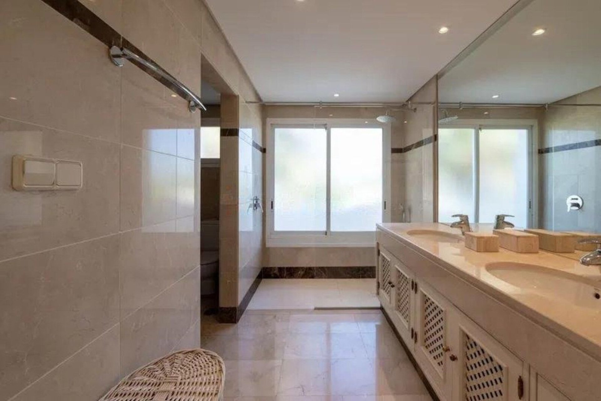 Rynek wtórny - apartment - Marbella - Puerto Banús