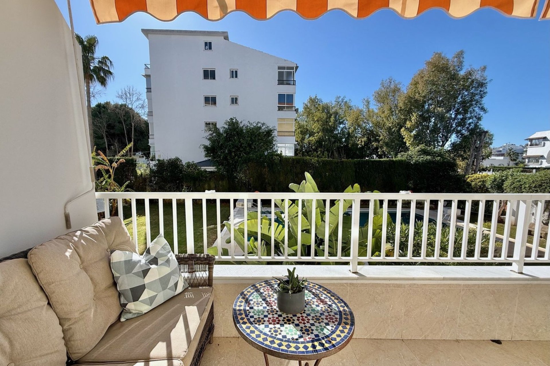 Rynek wtórny - apartment - Marbella - Puerto Banús