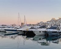 Rynek wtórny - apartment - Marbella - Puerto Banús
