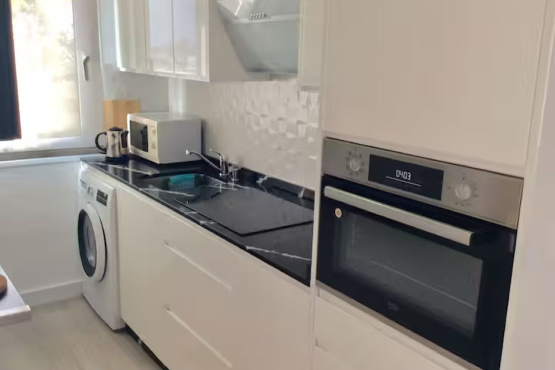 Rynek wtórny - apartment - Marbella - Puerto de Cabopino