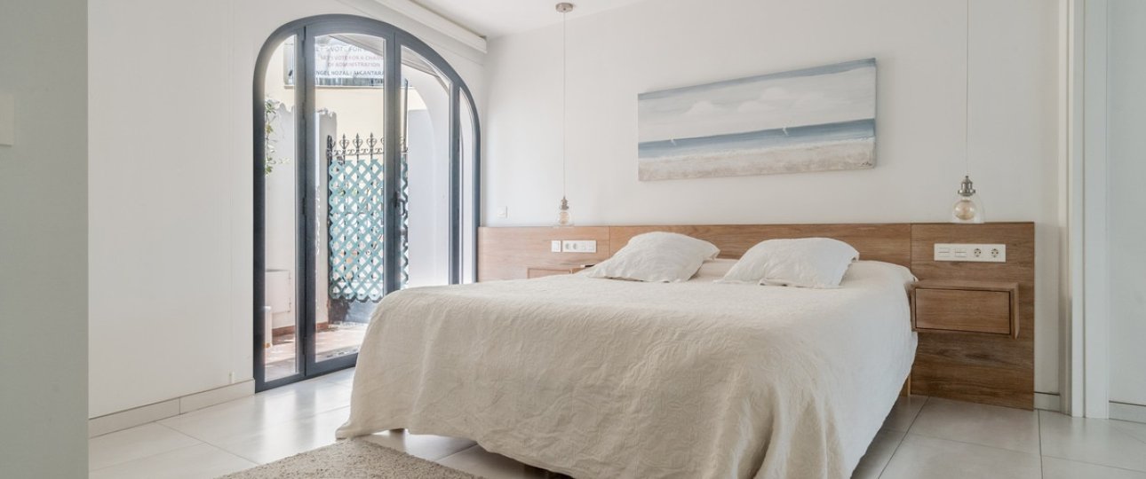 Rynek wtórny - apartment - Marbella - Puerto de Cabopino