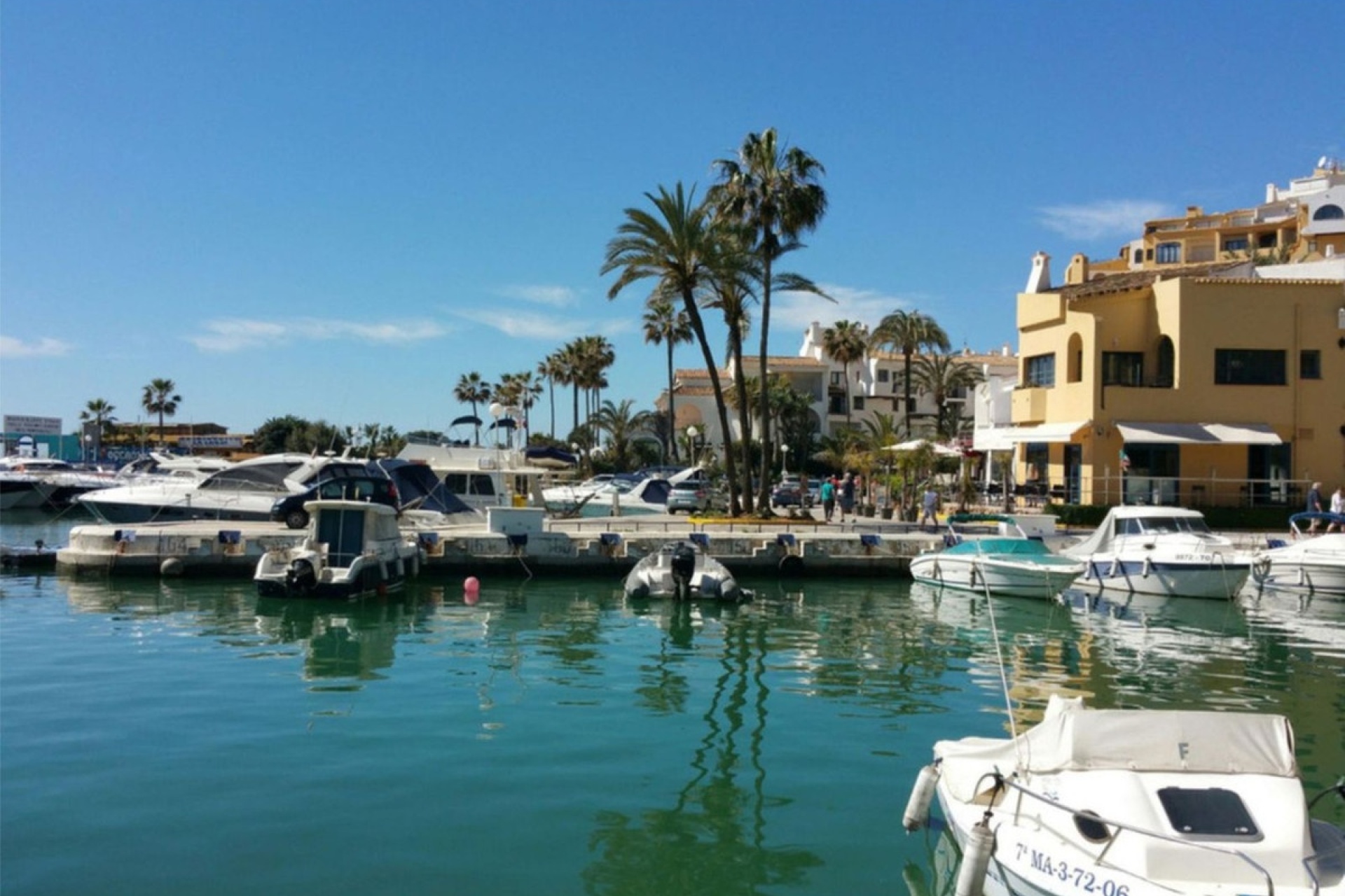 Rynek wtórny - apartment - Marbella - Puerto de Cabopino