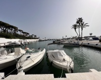 Rynek wtórny - apartment - Marbella - Puerto de Cabopino