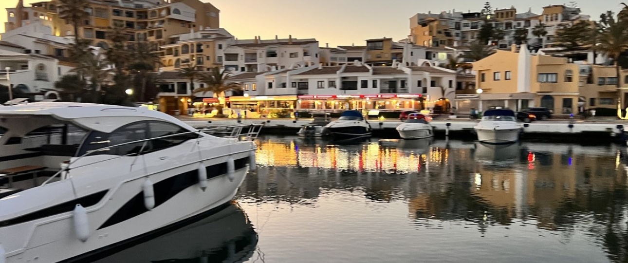 Rynek wtórny - apartment - Marbella - Puerto de Cabopino