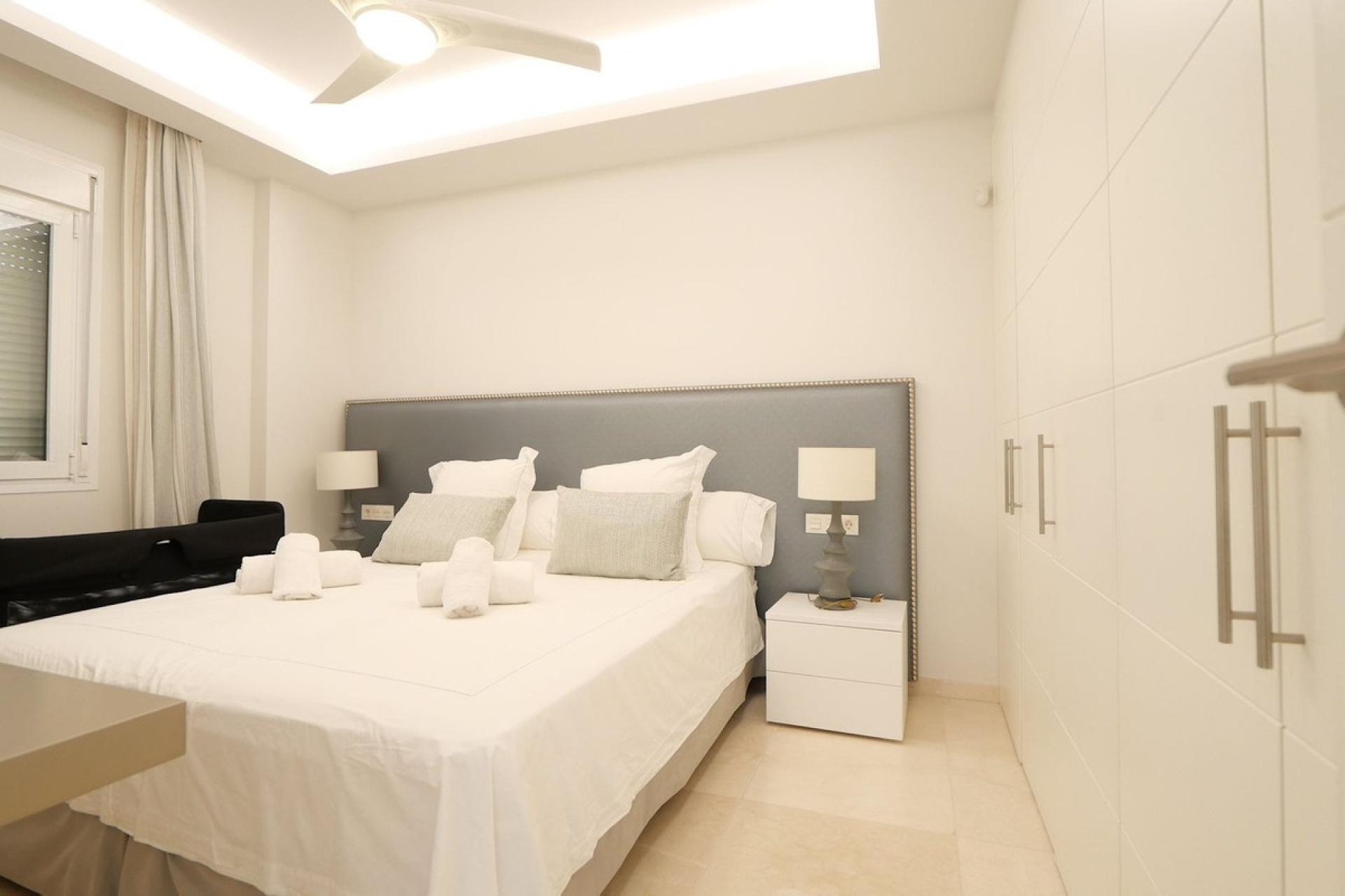Rynek wtórny - apartment - Marbella - Puerto de Cabopino