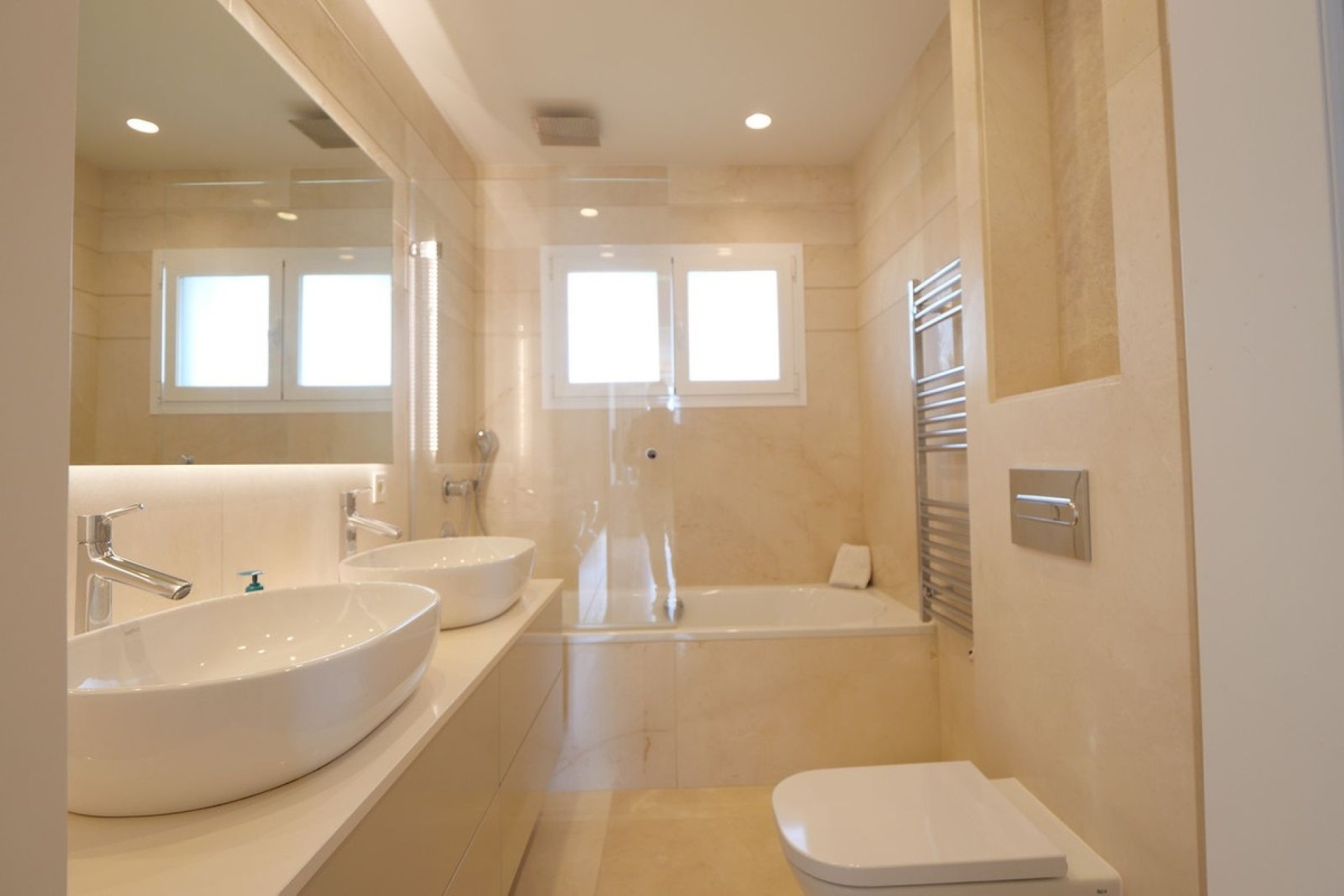 Rynek wtórny - apartment - Marbella - Puerto de Cabopino