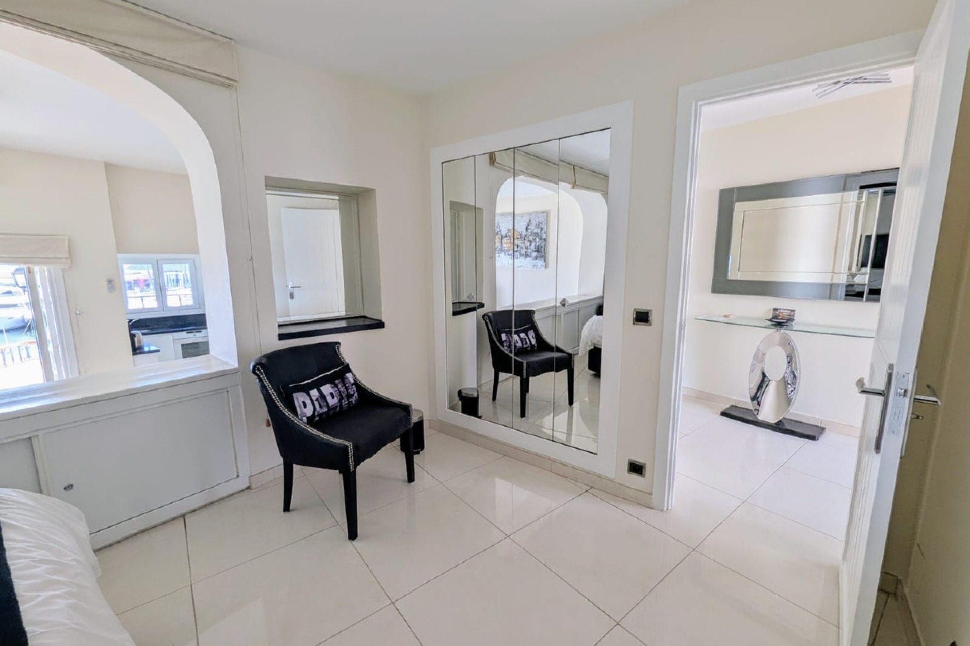 Rynek wtórny - apartment - Marbella - Puerto de Cabopino