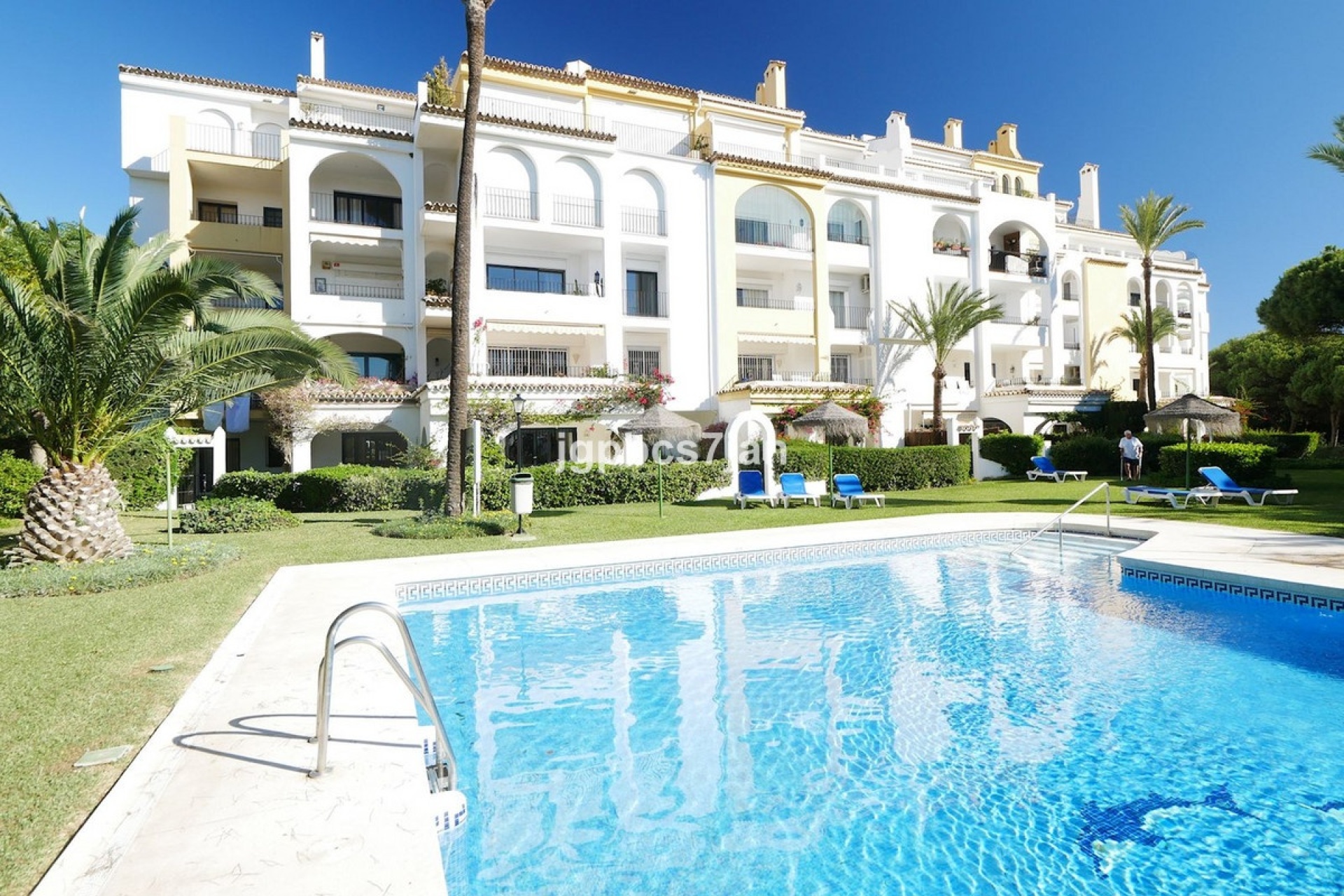 Rynek wtórny - apartment - Marbella - Puerto de Cabopino