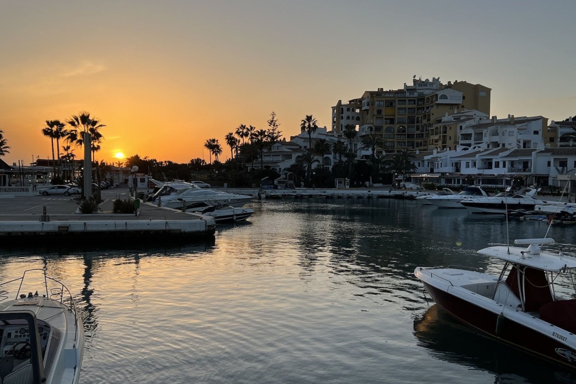 Rynek wtórny - apartment - Marbella - Puerto de Cabopino