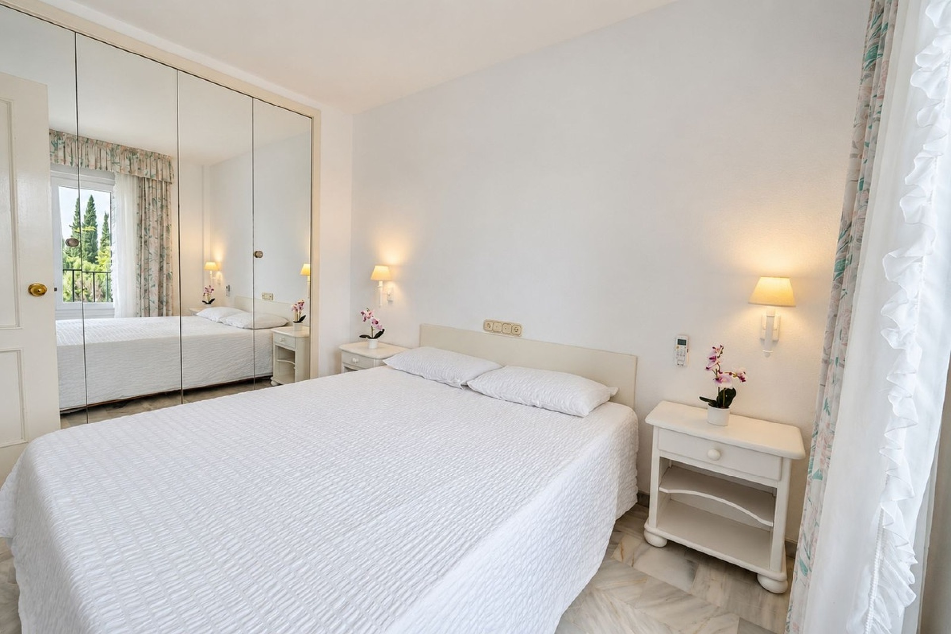 Rynek wtórny - apartment - Marbella - Reserva de Marbella