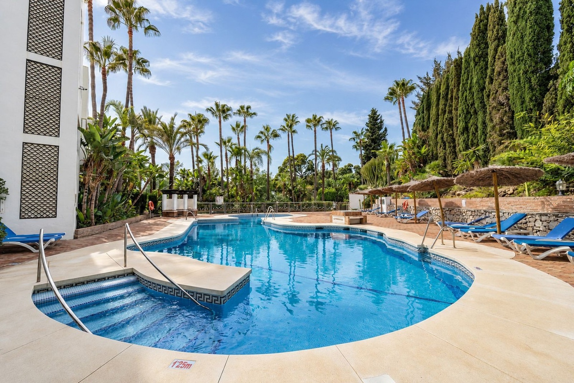 Rynek wtórny - apartment - Marbella - Reserva de Marbella
