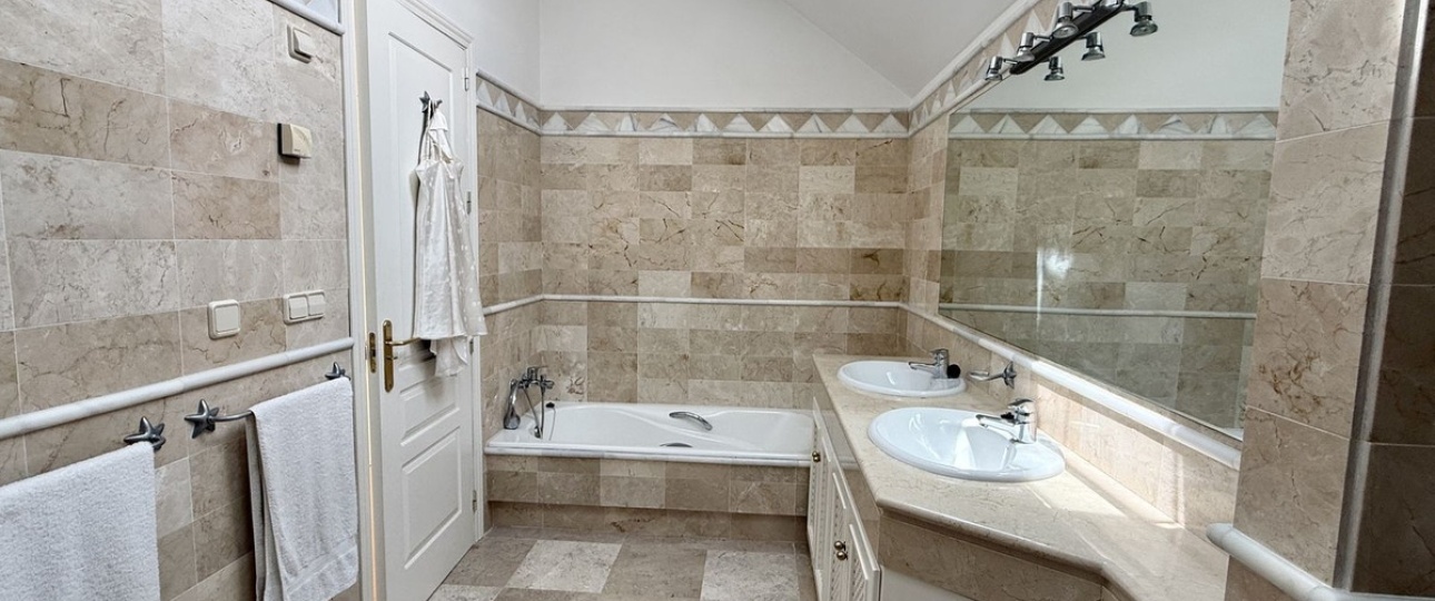 Rynek wtórny - apartment - Marbella - Río Real