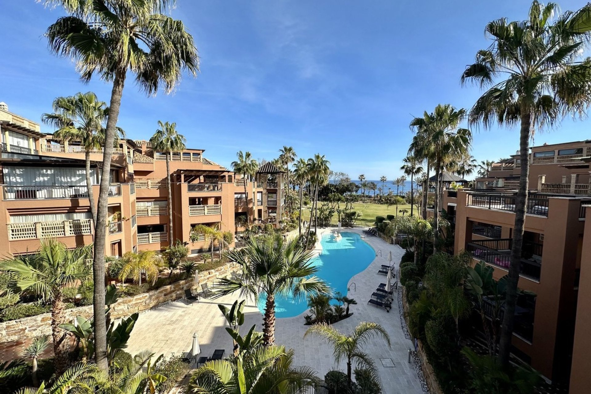 Rynek wtórny - apartment - Marbella - San Pedro de Alcántara