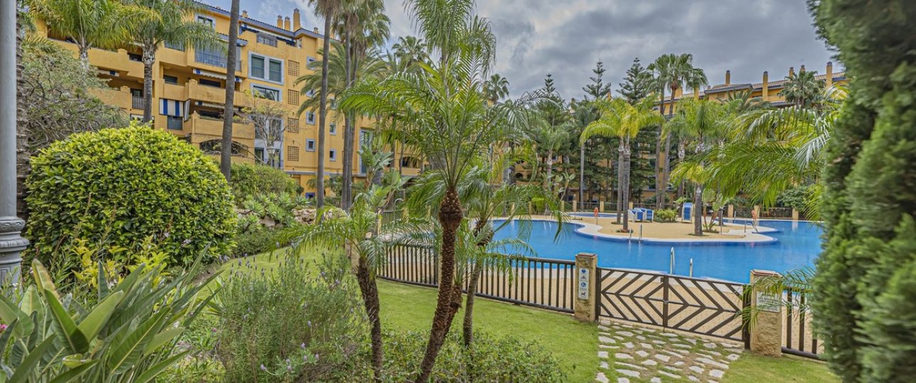 Rynek wtórny - apartment - Marbella - San Pedro de Alcántara