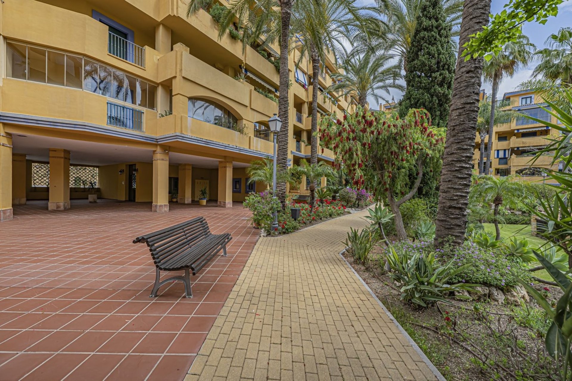 Rynek wtórny - apartment - Marbella - San Pedro de Alcántara