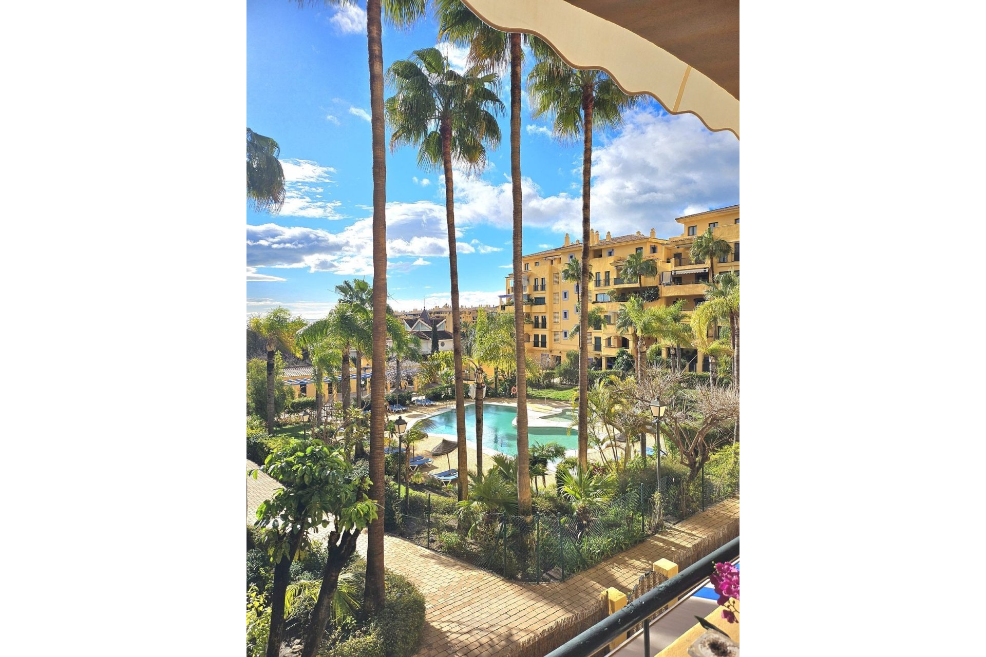 Rynek wtórny - apartment - Marbella - San Pedro de Alcántara