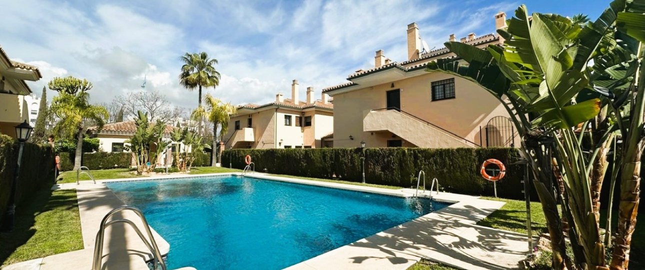 Rynek wtórny - apartment - Marbella - San Pedro de Alcántara