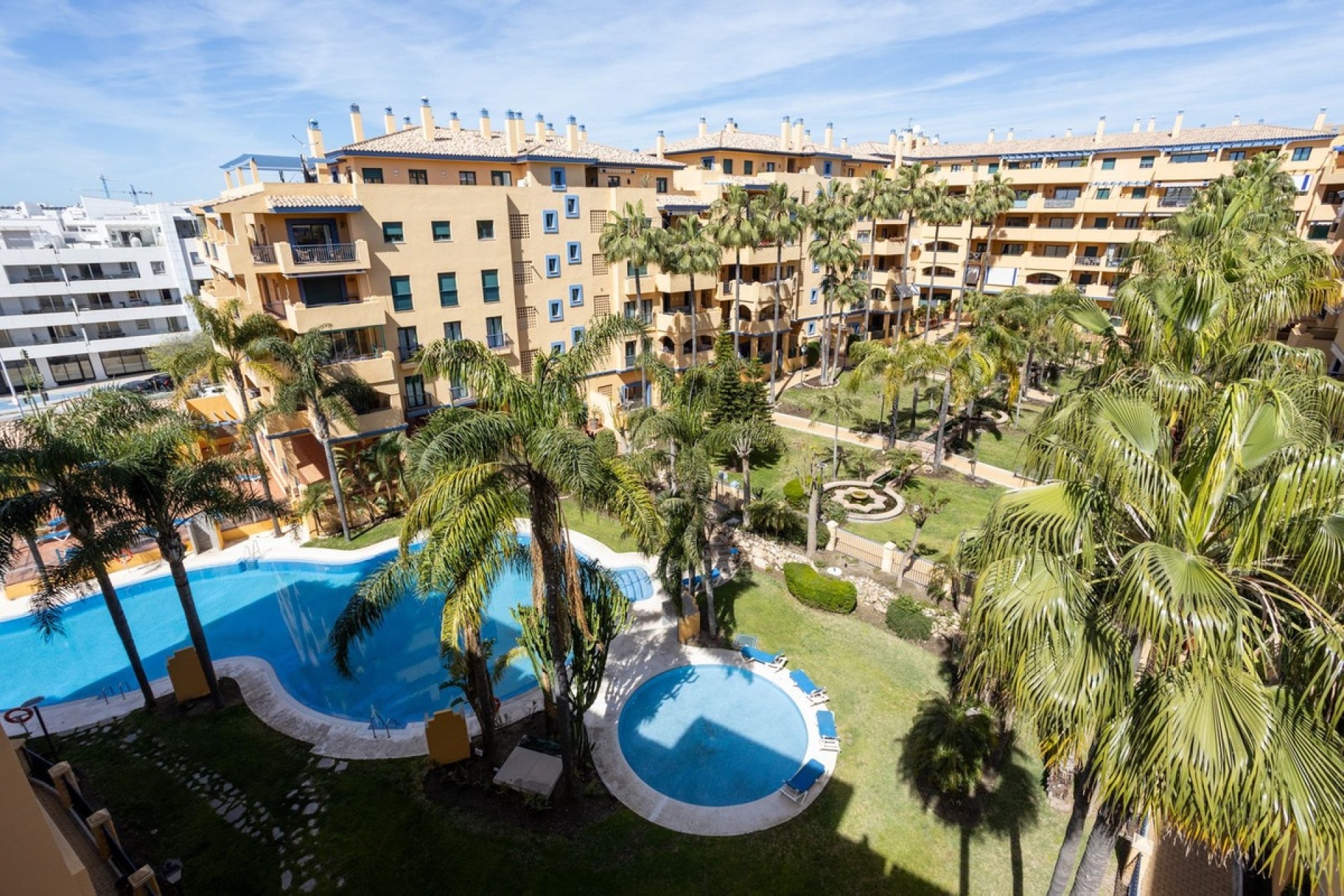 Rynek wtórny - apartment - Marbella - San Pedro de Alcántara
