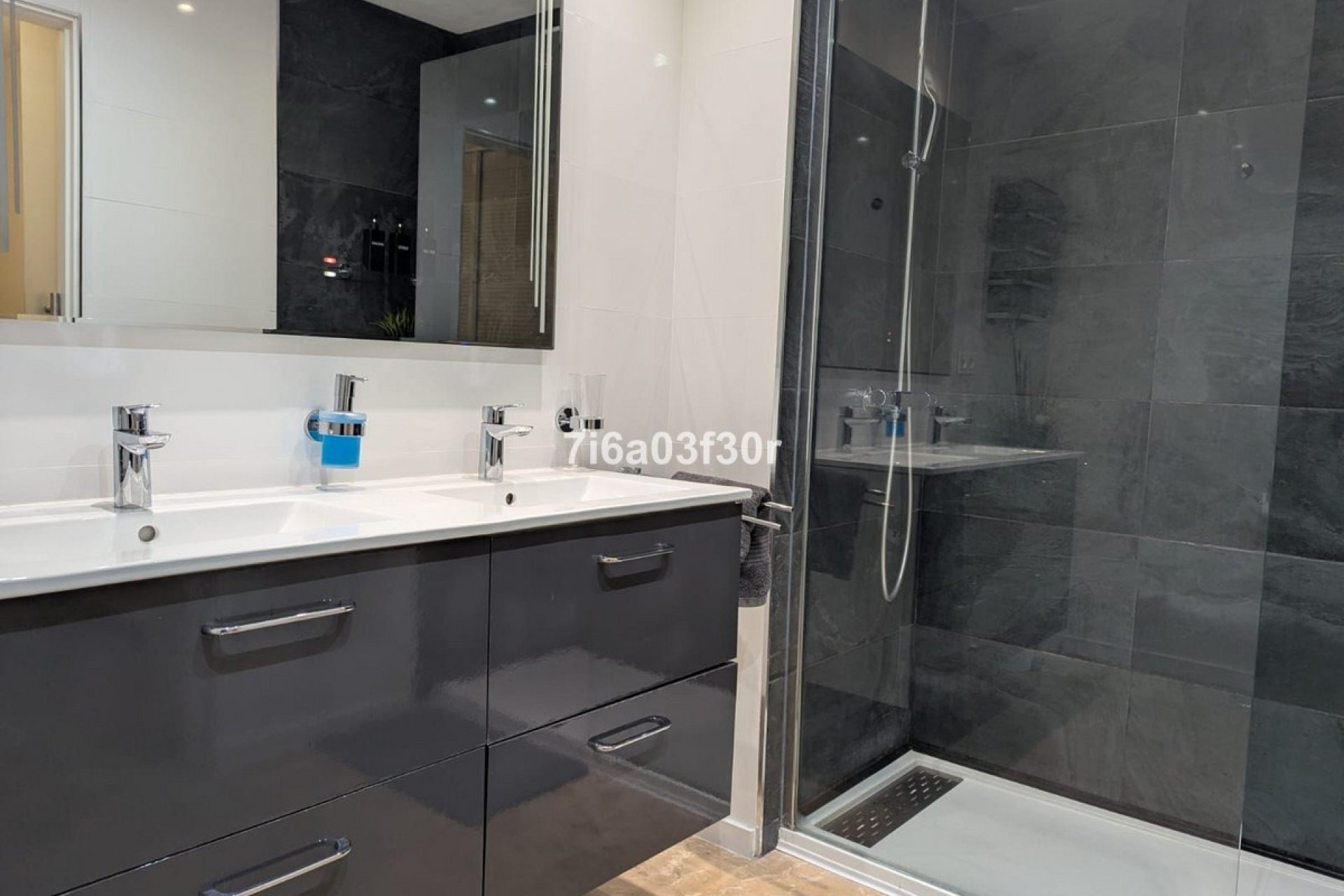 Rynek wtórny - apartment - Marbella - San Pedro de Alcántara