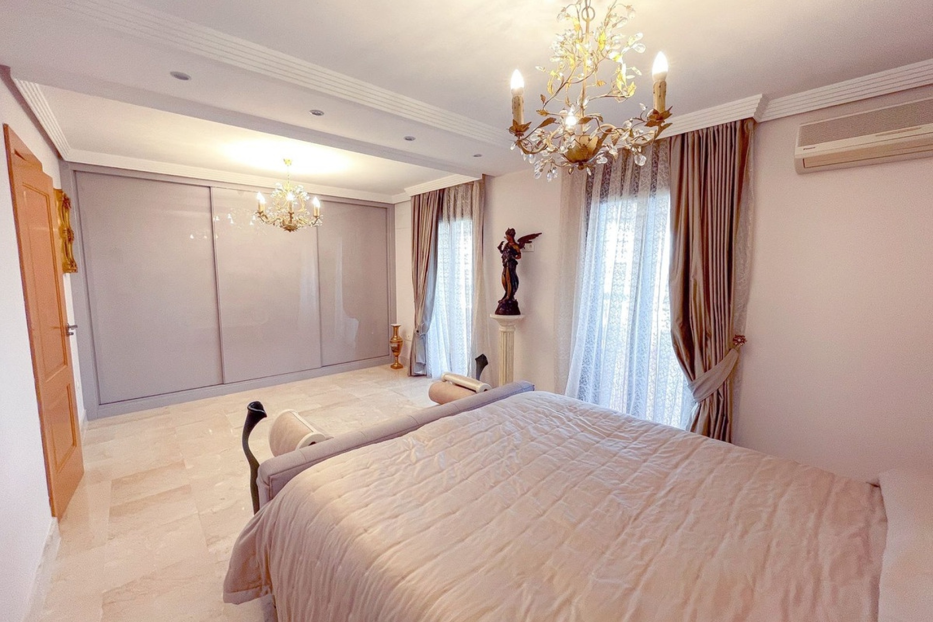 Rynek wtórny - apartment - Marbella - San Pedro de Alcántara
