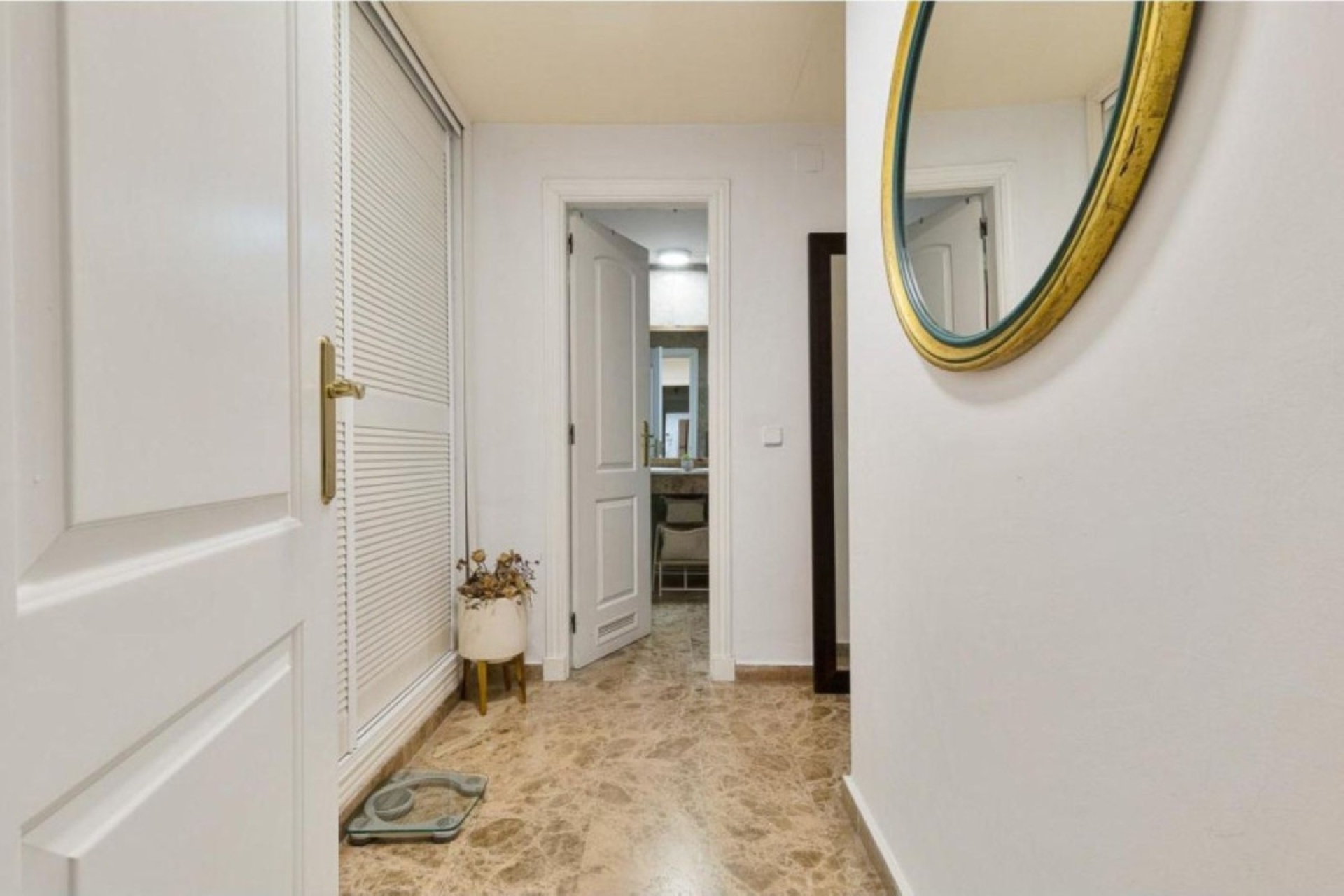 Rynek wtórny - apartment - Marbella - San Pedro de Alcántara