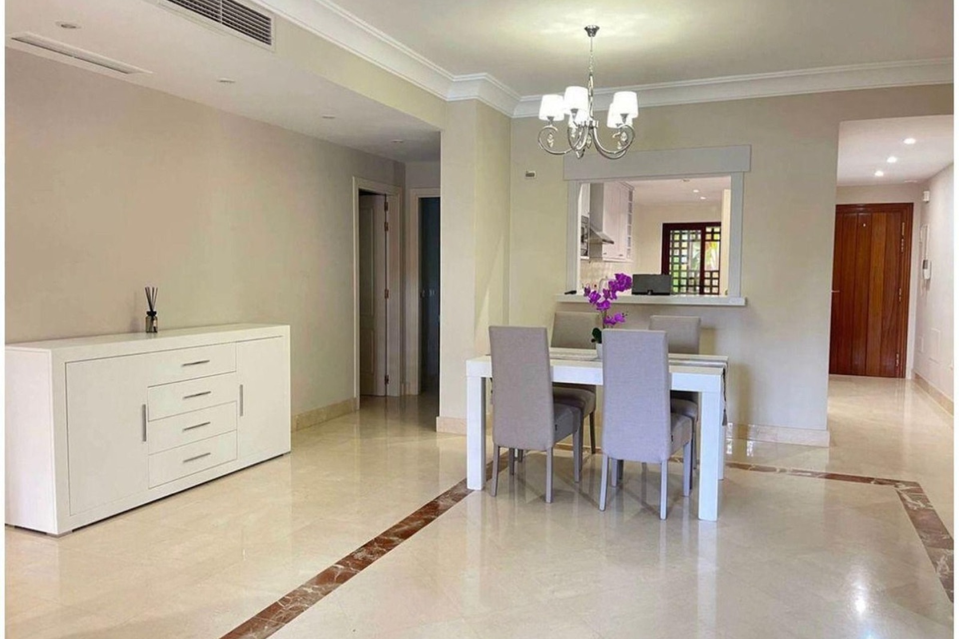 Rynek wtórny - apartment - Marbella - San Pedro de Alcántara