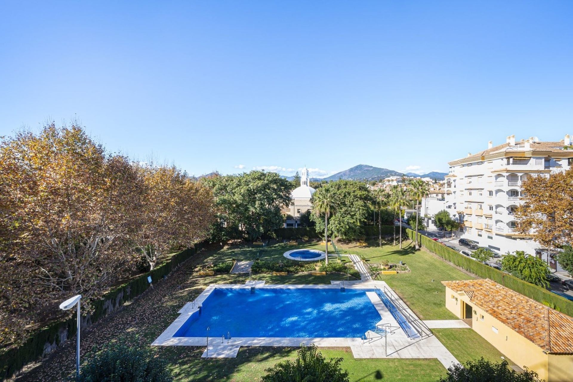 Rynek wtórny - apartment - Marbella - San Pedro de Alcántara