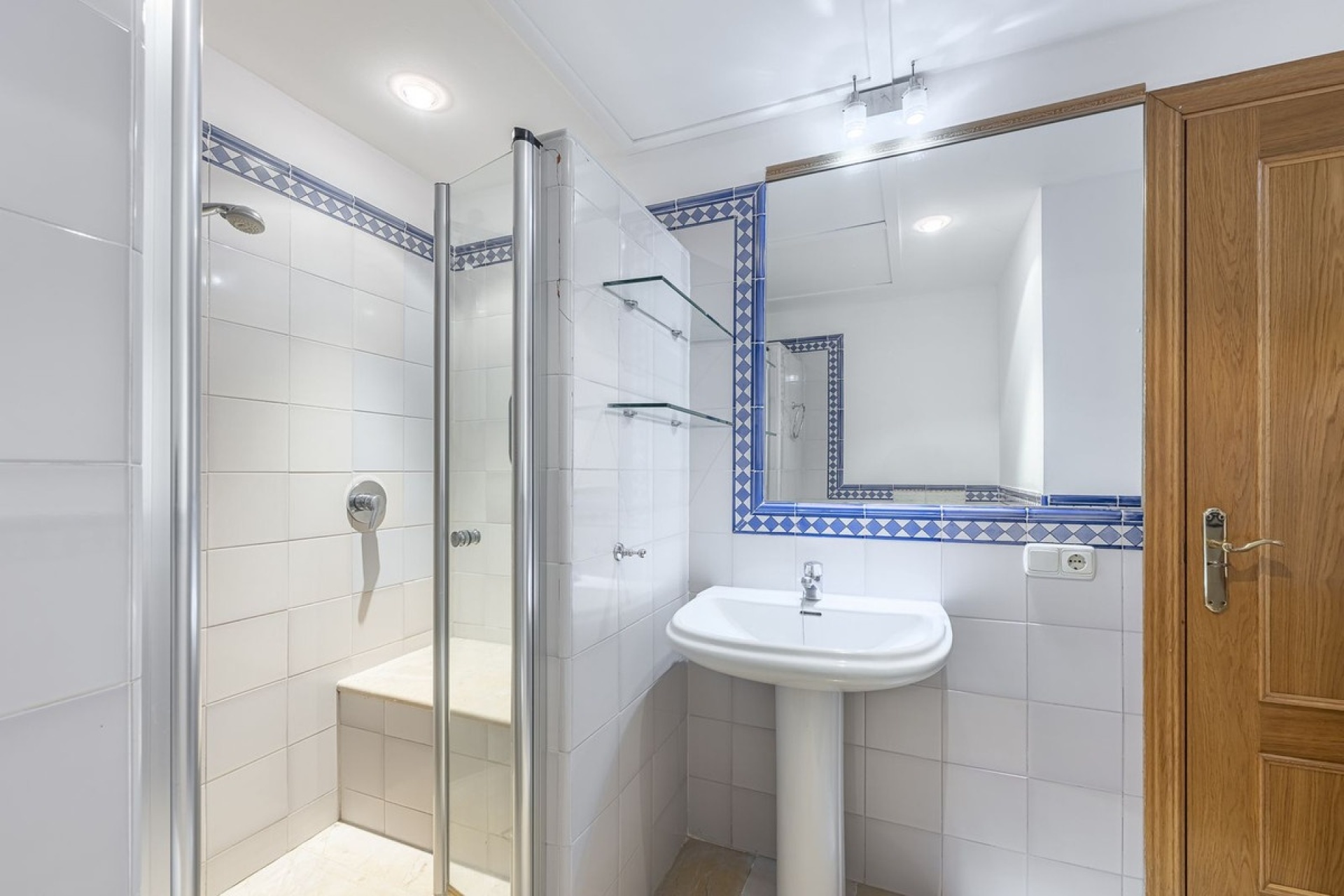 Rynek wtórny - apartment - Marbella - San Pedro de Alcántara
