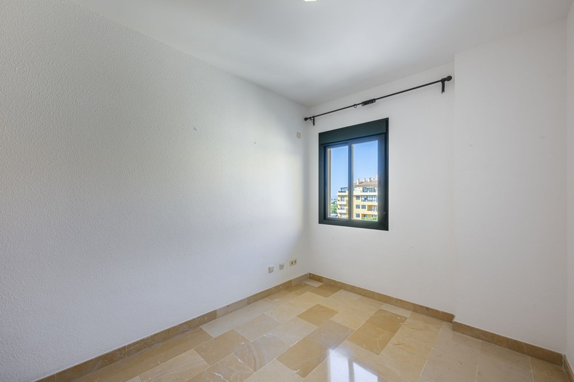 Rynek wtórny - apartment - Marbella - San Pedro de Alcántara