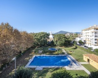 Rynek wtórny - apartment - Marbella - San Pedro de Alcántara