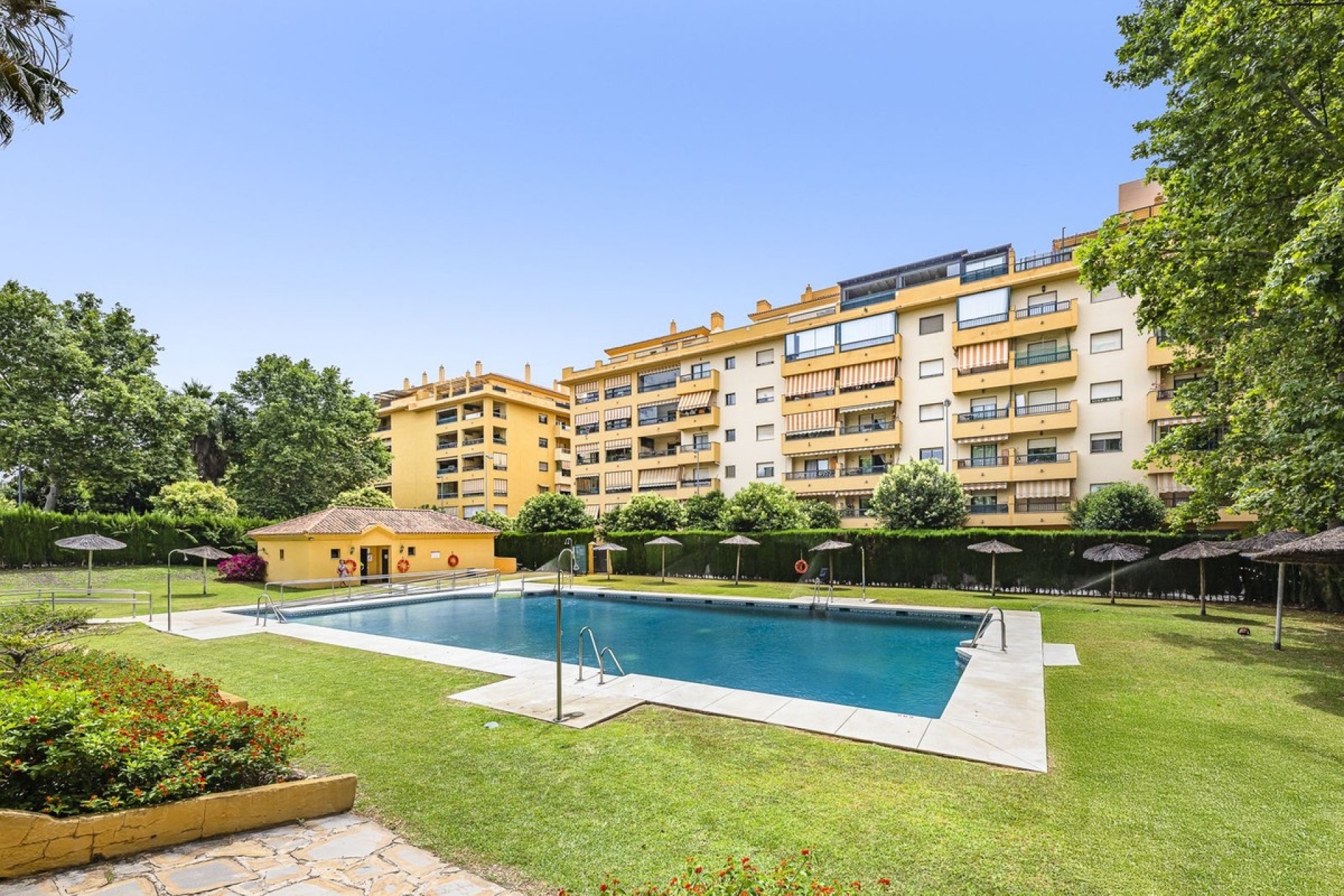 Rynek wtórny - apartment - Marbella - San Pedro de Alcántara