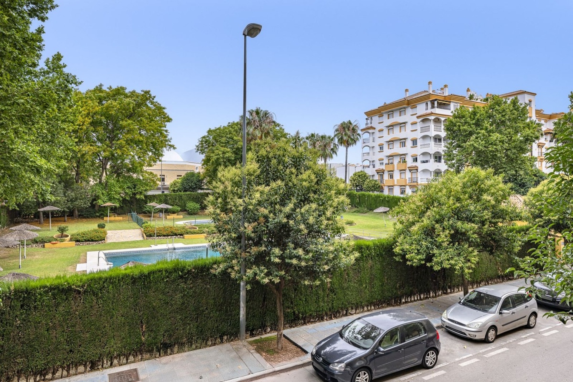 Rynek wtórny - apartment - Marbella - San Pedro de Alcántara