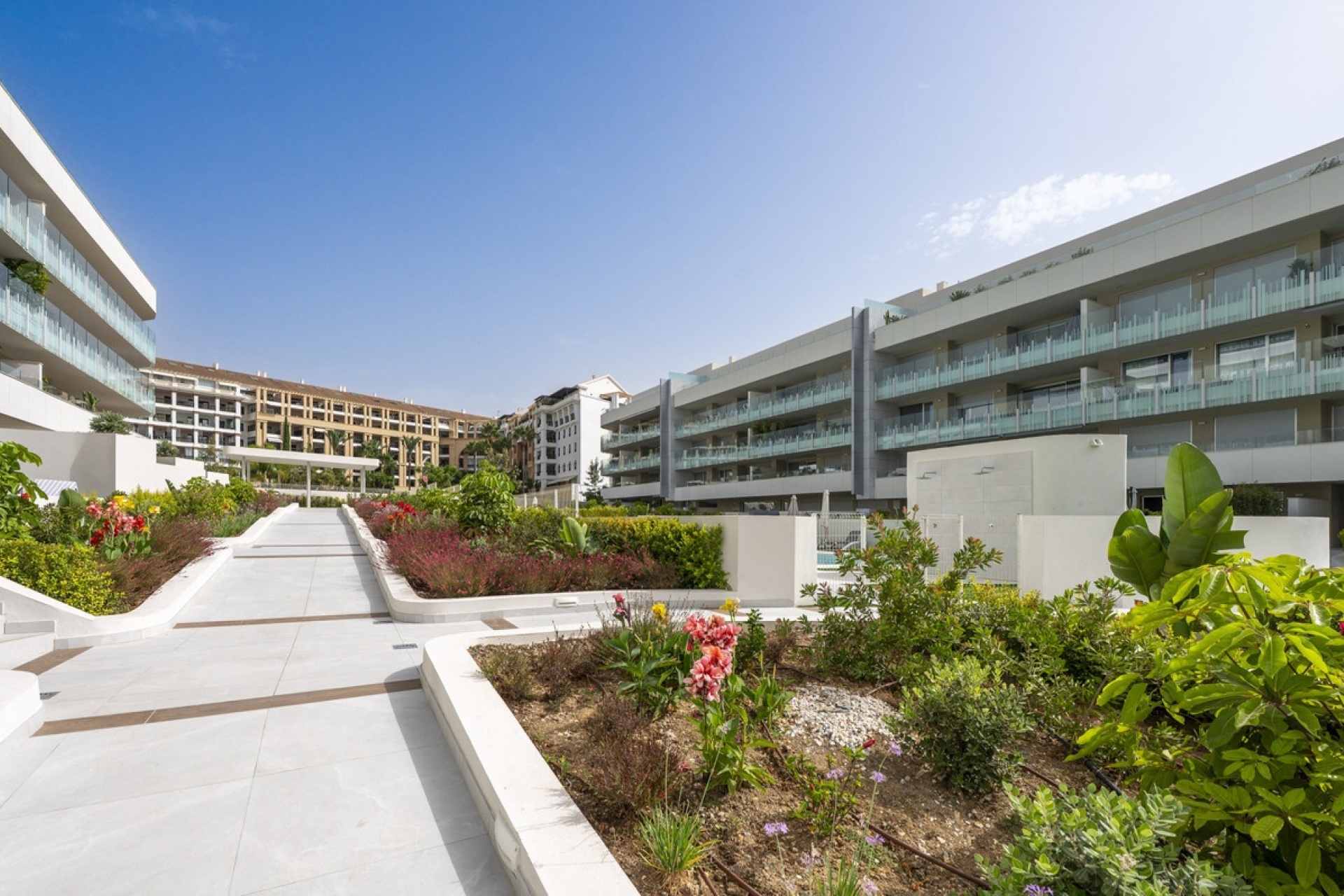 Rynek wtórny - apartment - Marbella - San Pedro de Alcántara