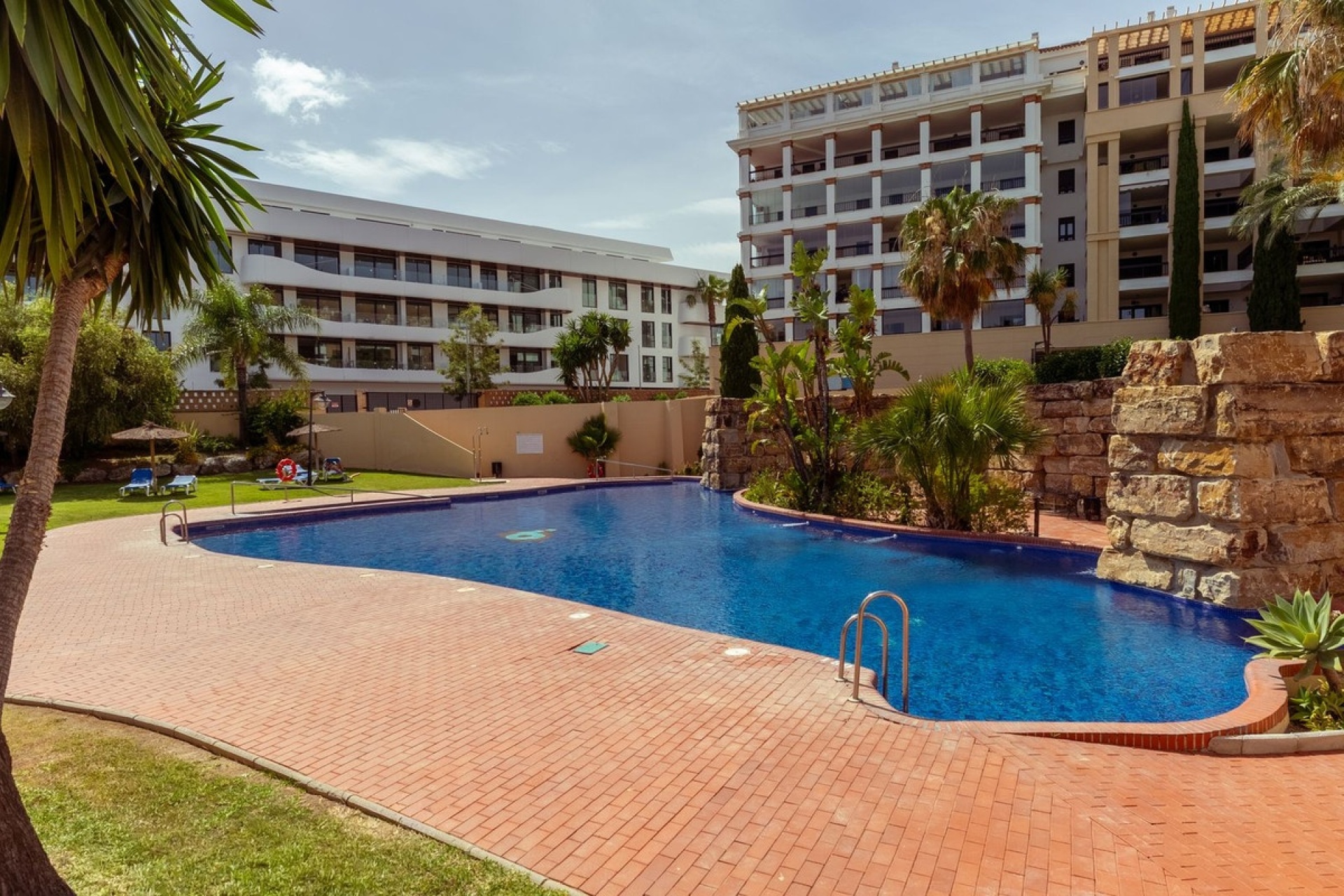 Rynek wtórny - apartment - Marbella - San Pedro de Alcántara