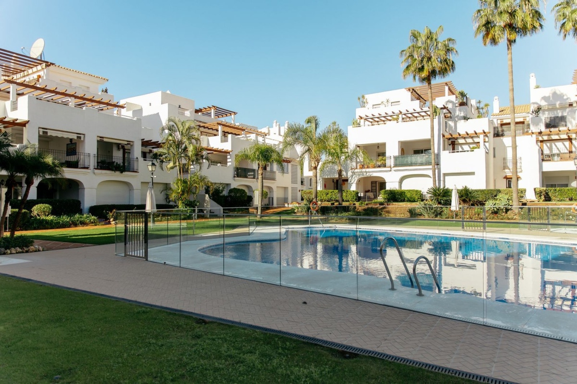 Rynek wtórny - apartment - Marbella - San Pedro de Alcántara