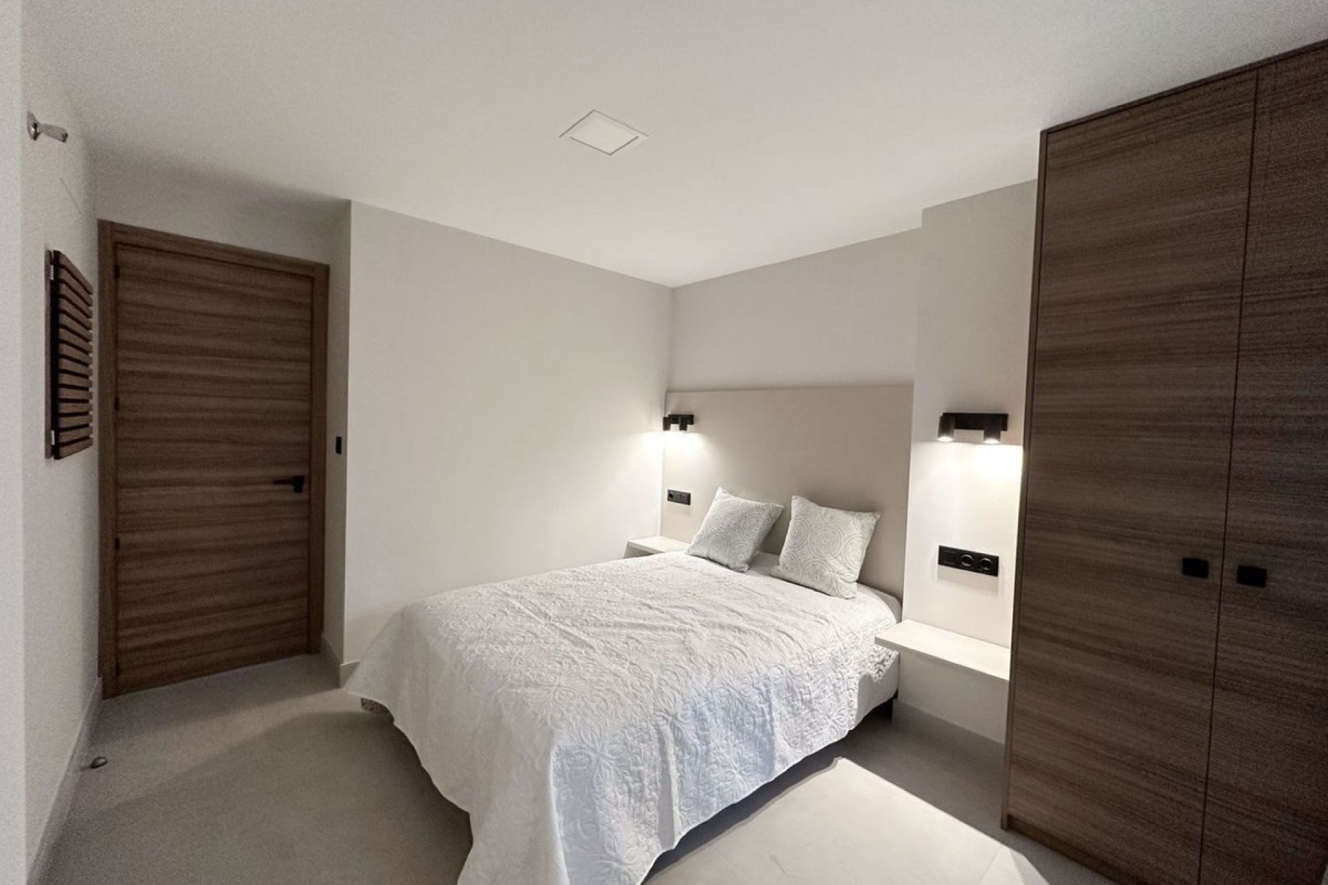 Rynek wtórny - apartment - Marbella - San Pedro de Alcántara