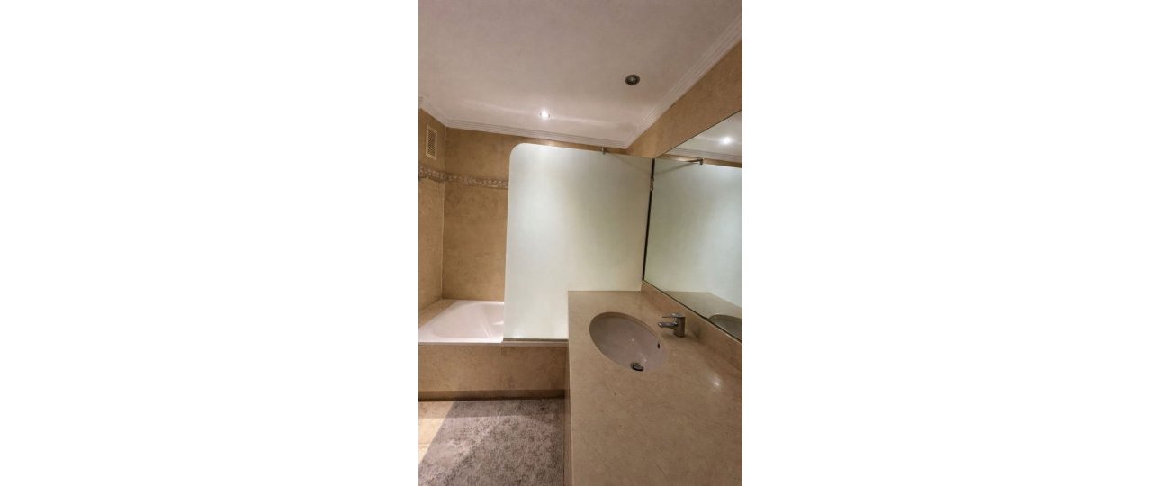 Rynek wtórny - apartment - Marbella - San Pedro de Alcántara