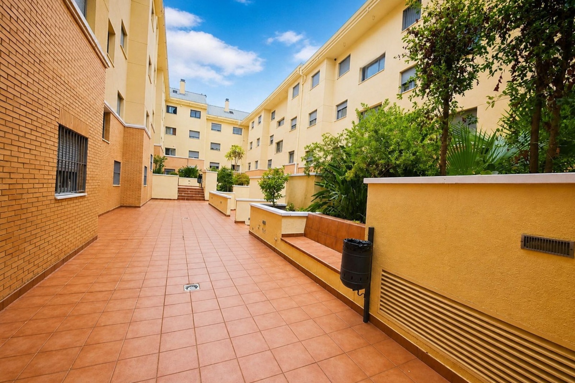 Rynek wtórny - apartment - Marbella - San Pedro de Alcántara