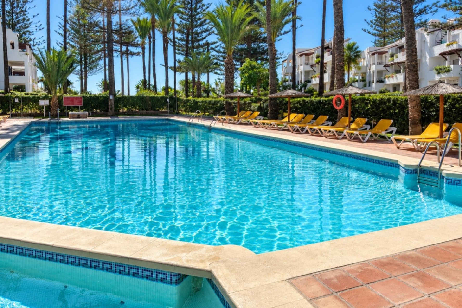Rynek wtórny - apartment - Marbella - San Pedro de Alcántara