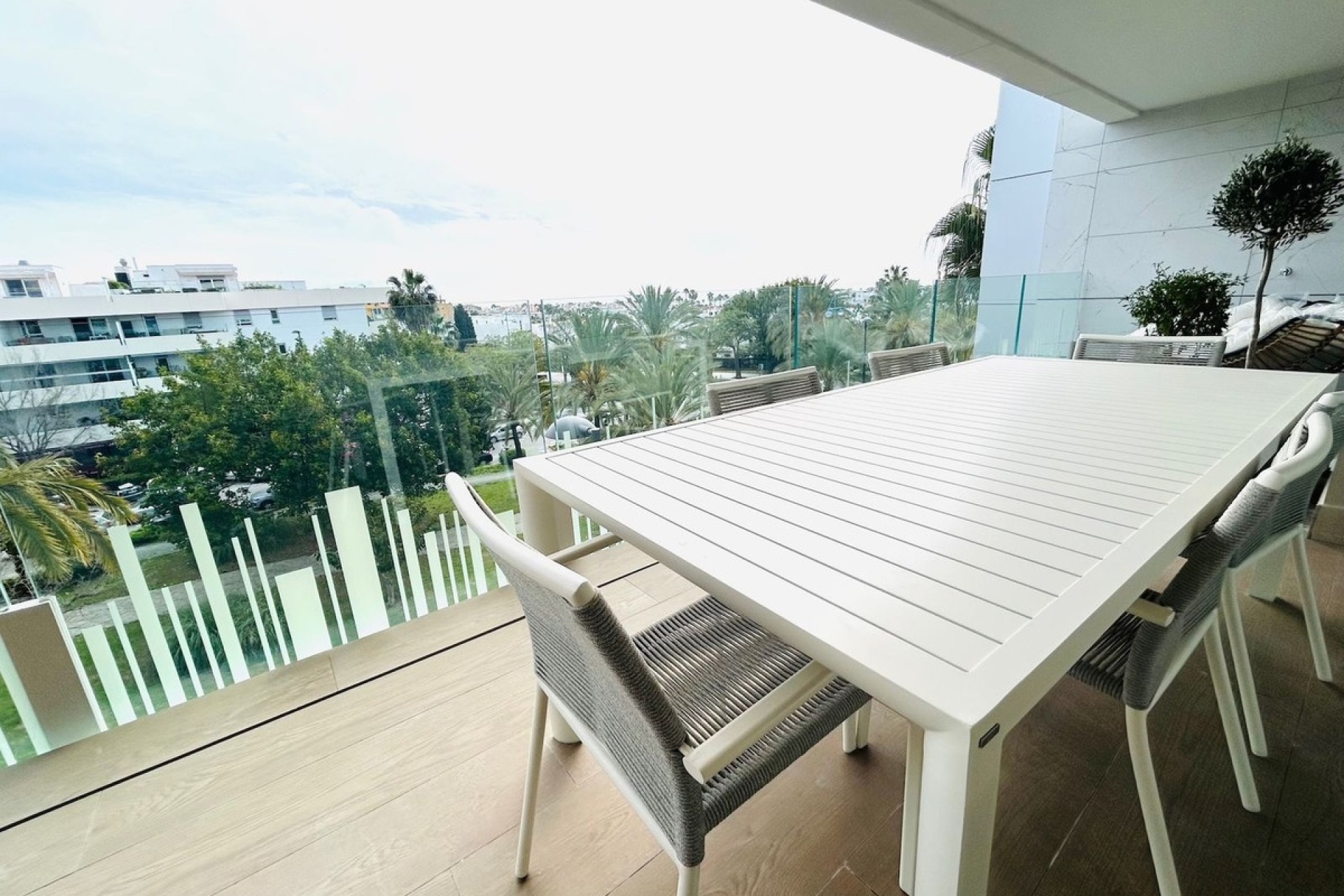 Rynek wtórny - apartment - Marbella - San Pedro de Alcántara