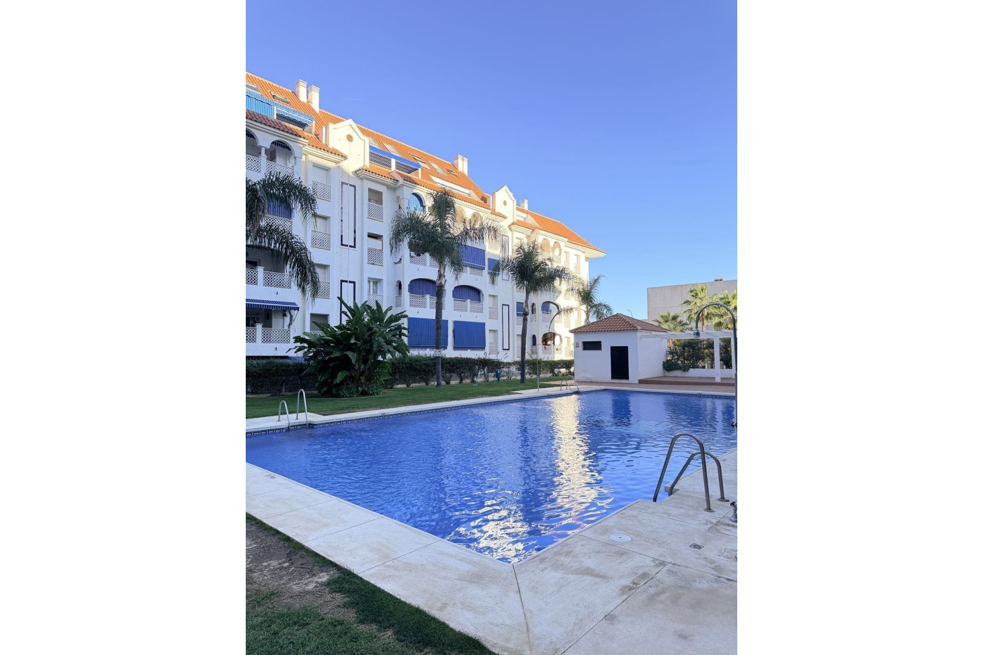 Rynek wtórny - apartment - Marbella - San Pedro de Alcántara