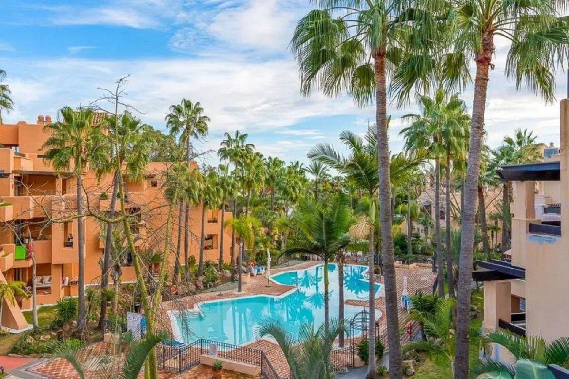 Rynek wtórny - apartment - Marbella - San Pedro de Alcántara