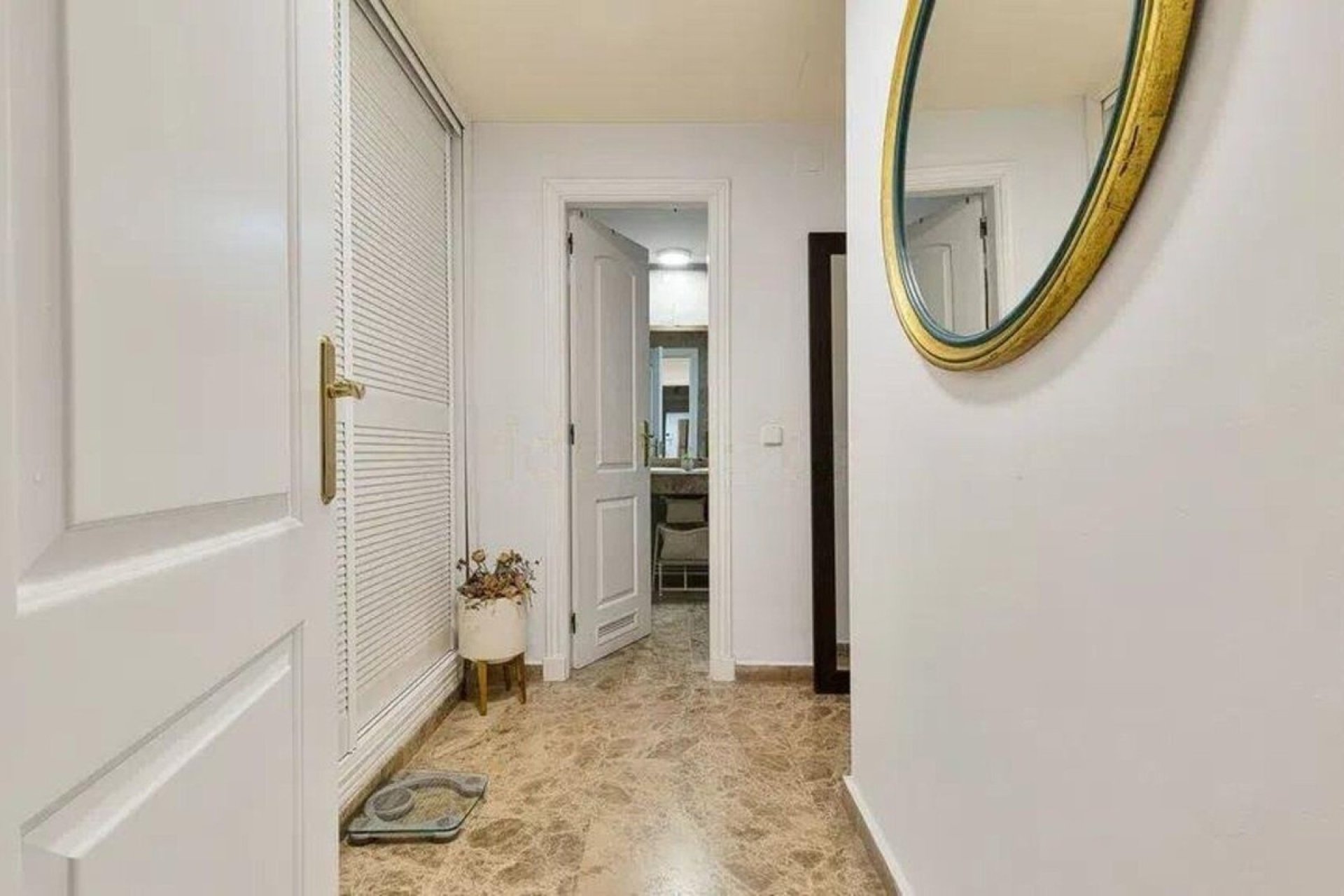 Rynek wtórny - apartment - Marbella - San Pedro de Alcántara