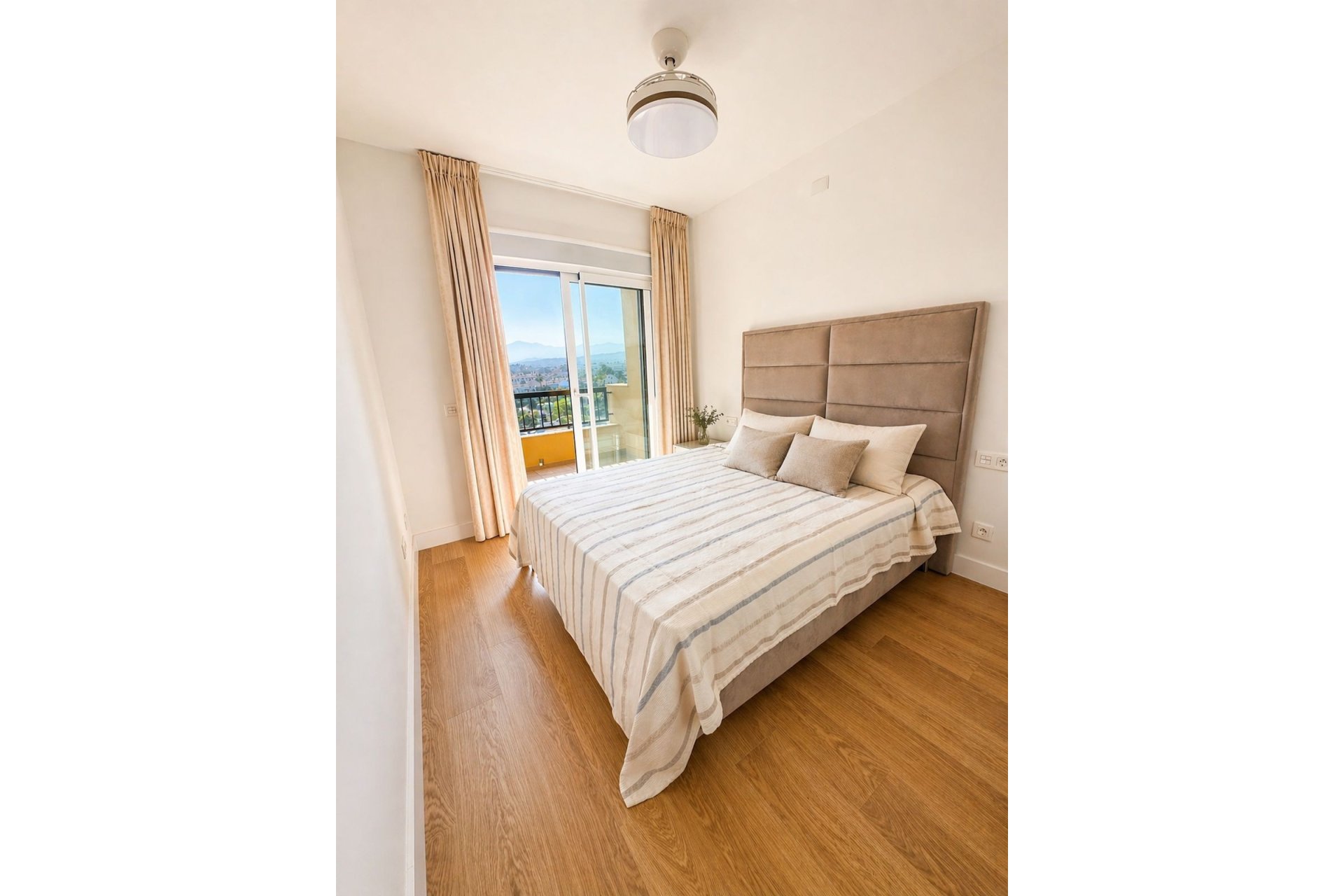 Rynek wtórny - apartment - Marbella - San Pedro de Alcántara