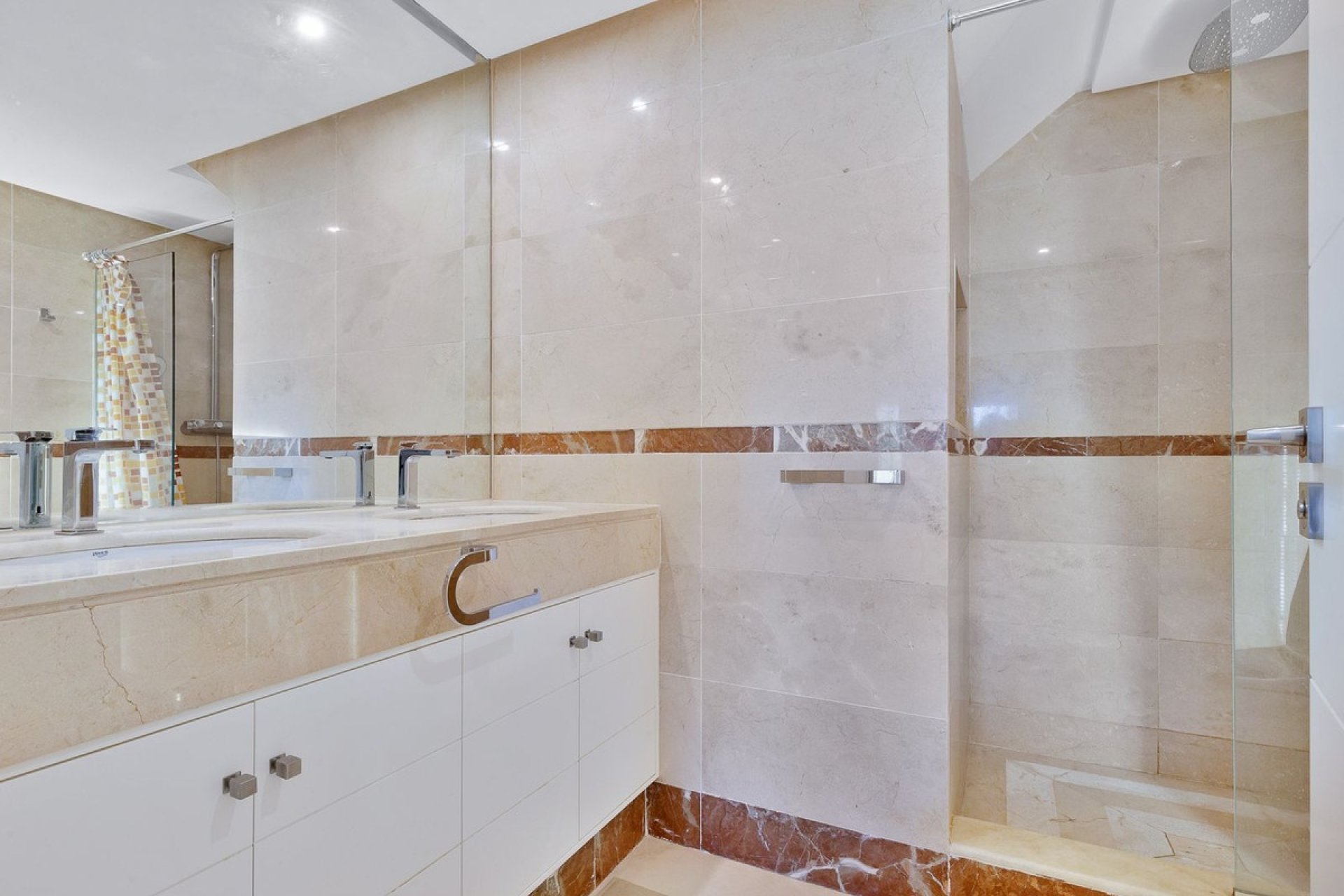 Rynek wtórny - apartment - Marbella - San Pedro de Alcántara